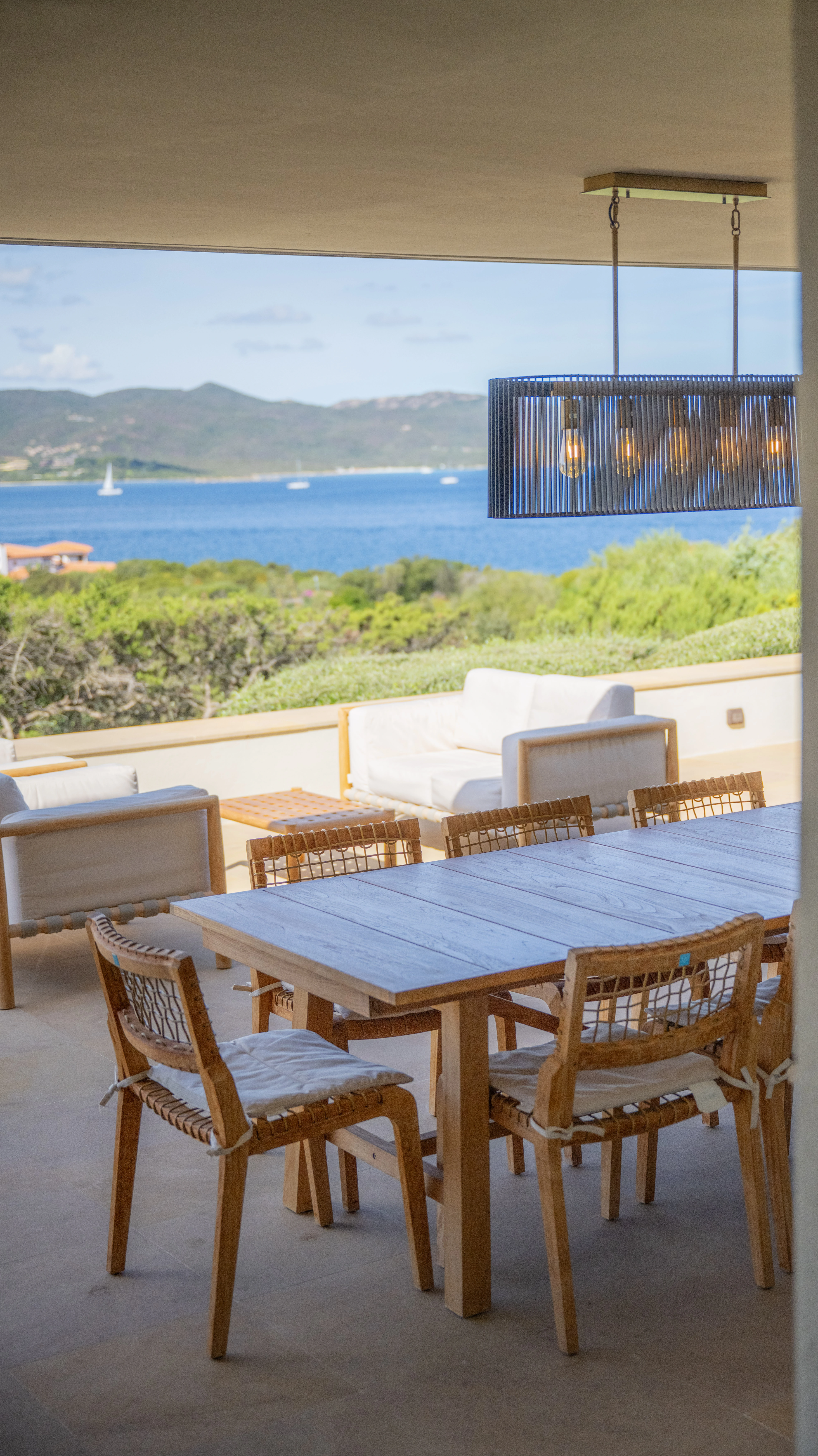 Tavolo esterno panoramico 3